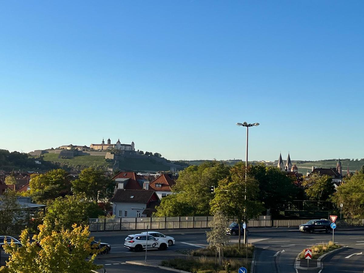Schoenes Apartment Mit Festungsblick - Free Parking - Wurzburg Exterior photo